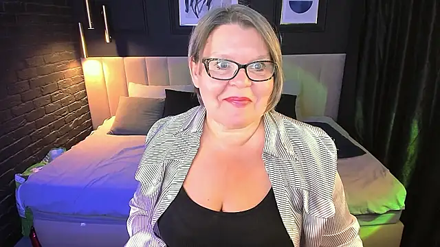 Shannonshine's cam snapshot