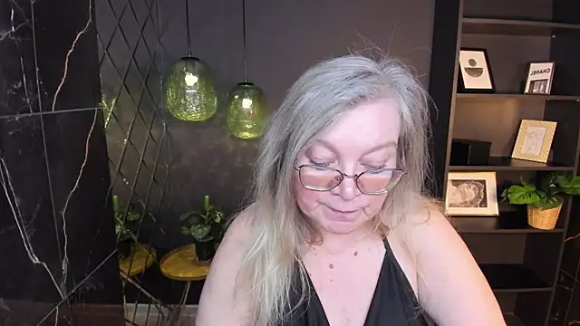 NataliMellow's cam snapshot