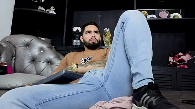 matteosantos live sex cam