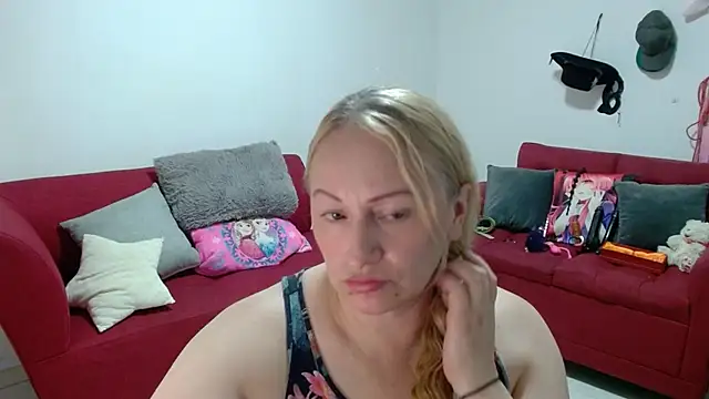 emperabigbootybigass's cam snapshot