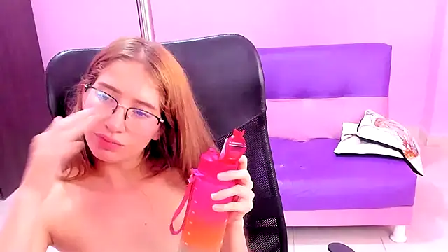 blondie_dirtysquirt's cam snapshot