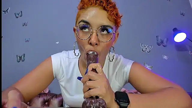 Kaira_mosse live sex cam