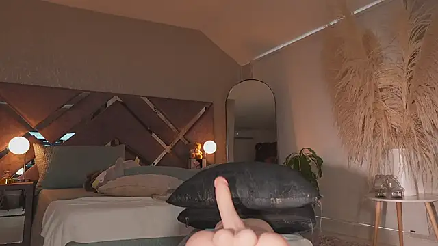 KateOwens's cam snapshot