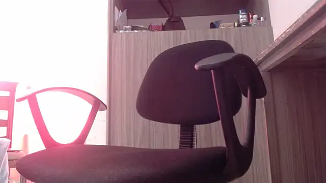 nicolle_milf1978's cam snapshot