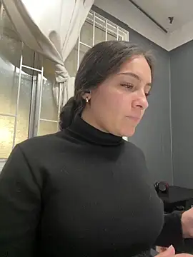 Alyha_Cortes's cam snapshot