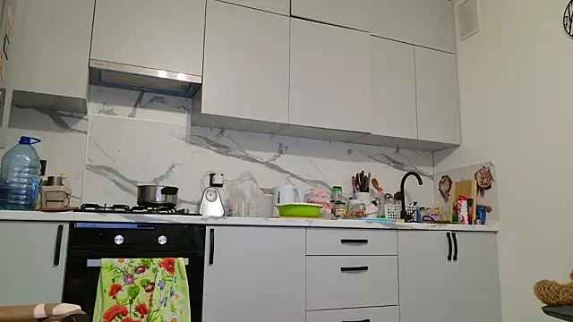 SimaGoldy's cam snapshot