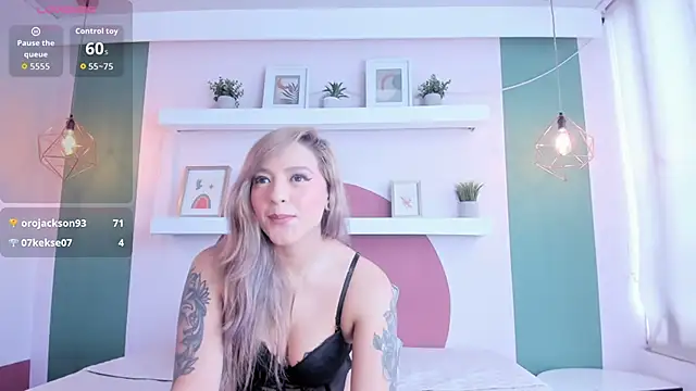 SilvyLaiton's cam snapshot