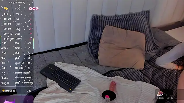 chelsea_bolton_'s cam snapshot