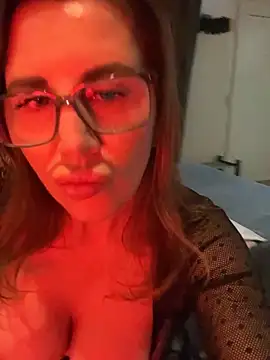 NaughtyMilla's cam snapshot