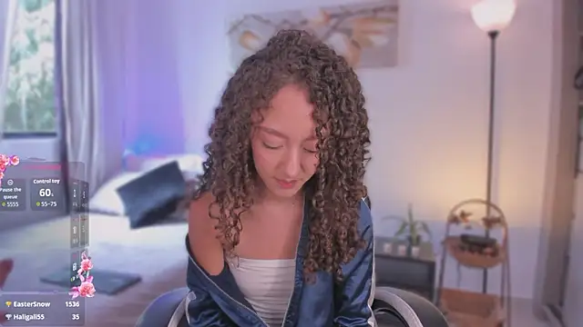 ChloeMoreti's cam snapshot