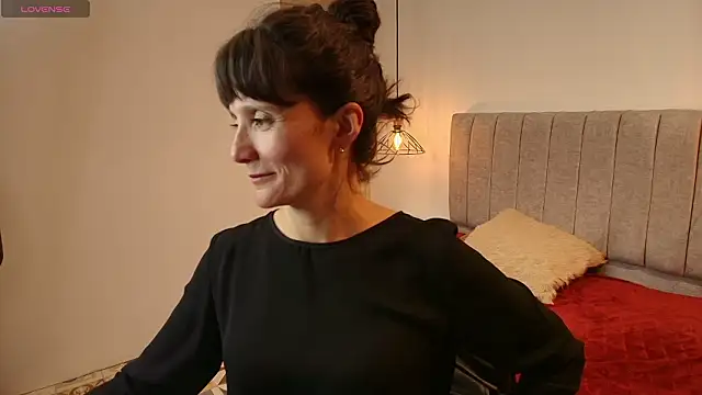 Valery_More__'s cam snapshot