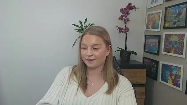 Mysteryerica's cam snapshot