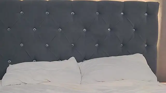 LeilaLow's cam snapshot