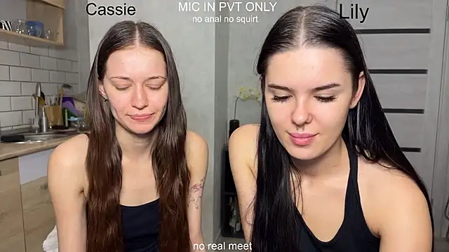 girls_secrets's cam snapshot