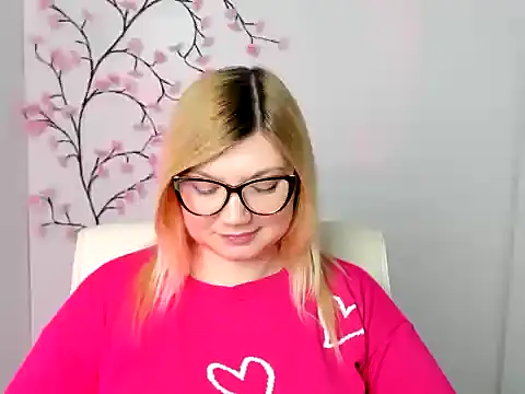 Lola_moree's cam snapshot