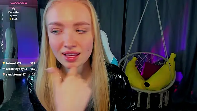 TessaGrays's cam snapshot