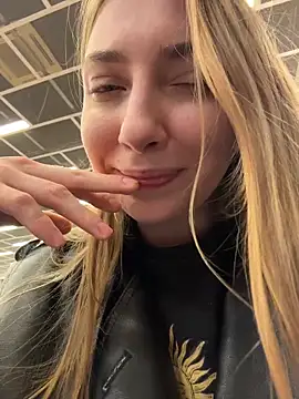 Sunny___Bunny live sex cam