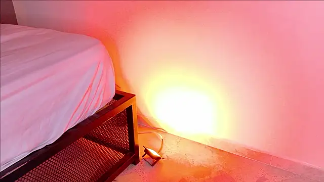 Taylorsmitth_'s cam snapshot