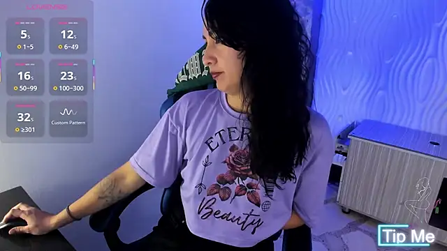 alison_moon7's cam snapshot