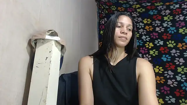 ELIZABET2-'s cam snapshot