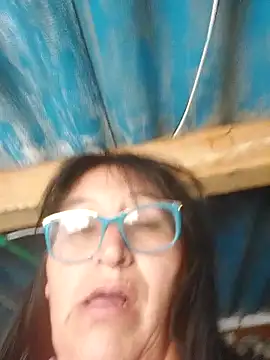 clarita_01's cam snapshot