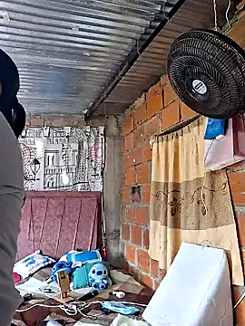 chubby_sexy_big_tits's cam snapshot