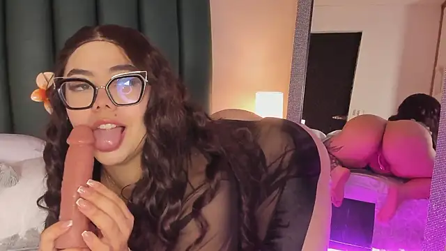 juicy_led_'s cam snapshot