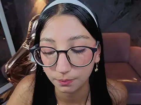 Sophie_jones_b's cam snapshot