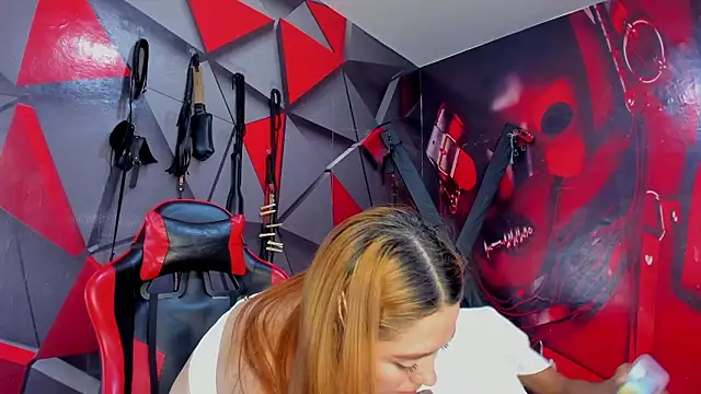 Hana_and_Zeta live sex cam