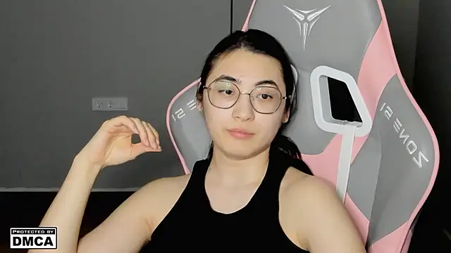 MeilideQian1 live sex cam