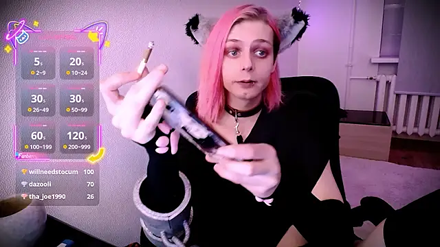 Littlepinkcat live sex cam