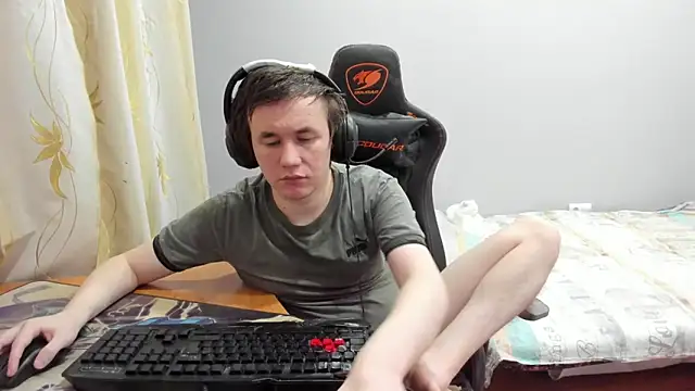 iliaskrislove live sex cam