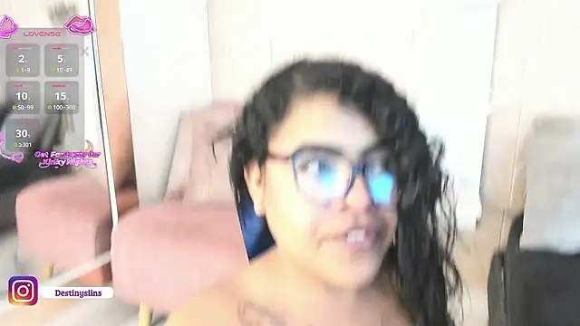 DestinySins's cam snapshot