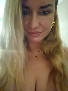 MalienaCarolina's cam snapshot