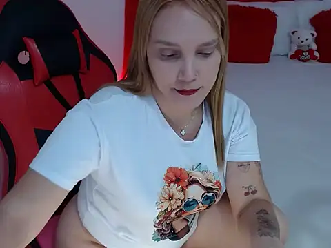 lesly_36's cam snapshot