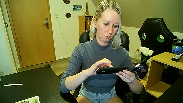 koralchi's cam snapshot