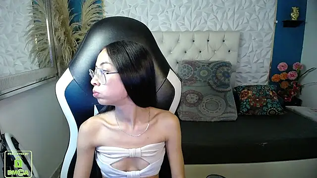 NathaliaSweet_11's cam snapshot