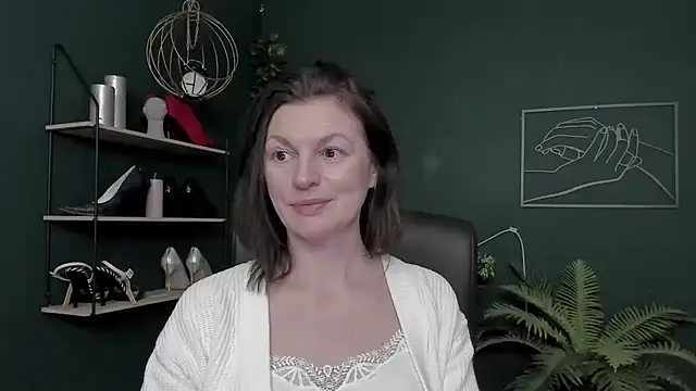 VivianWILD's cam snapshot