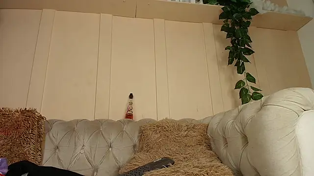 miranda_villa's cam snapshot