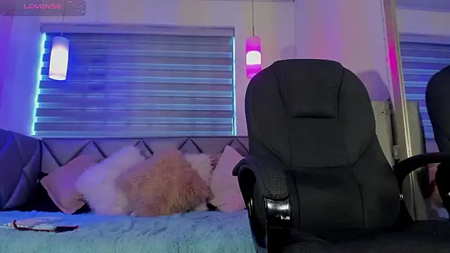 i_Carolinee's cam snapshot