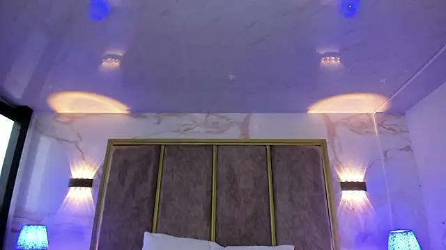 MeganR_'s cam snapshot