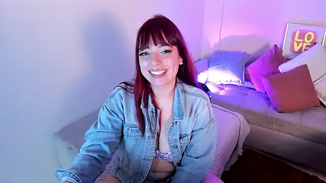 Blair_red_'s cam snapshot