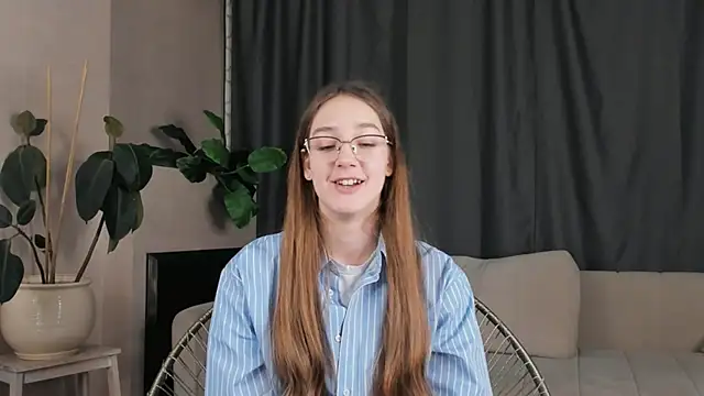 MidnightAstra's cam snapshot