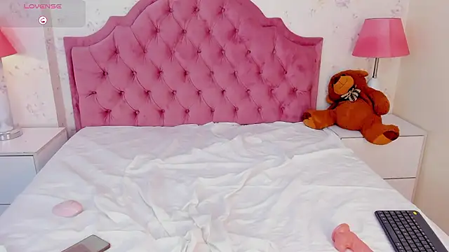 SusanaCreed's cam snapshot