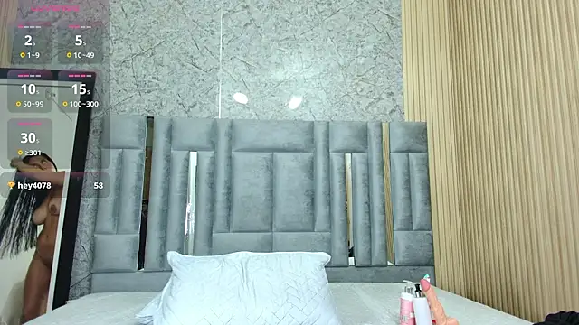 veronicaroose_'s cam snapshot