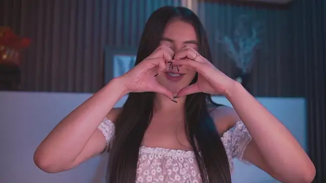 camila_martinez0's cam snapshot