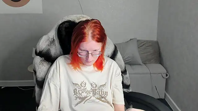 ElizabethHarpper's cam snapshot