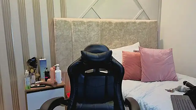 nami_sweet_'s cam snapshot