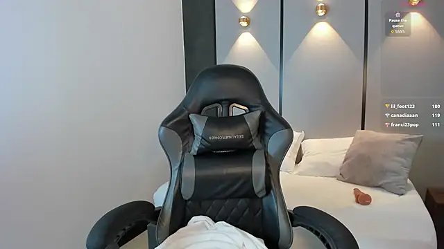 ashly_moonn's cam snapshot