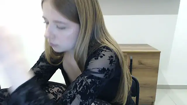 SweetBellaa_'s cam snapshot